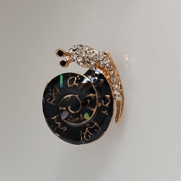 Free People Jewelry - Snail Black Blue  Shell Brooch Diamonette accents …